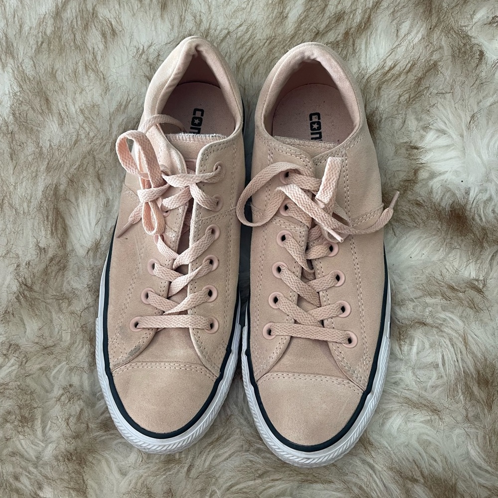 New suede Converse size 9